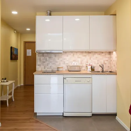 Apartman Rh Charming Liberdade Ii